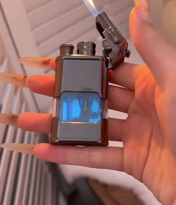 2 in 1 VIP  Lighter Most Demanded